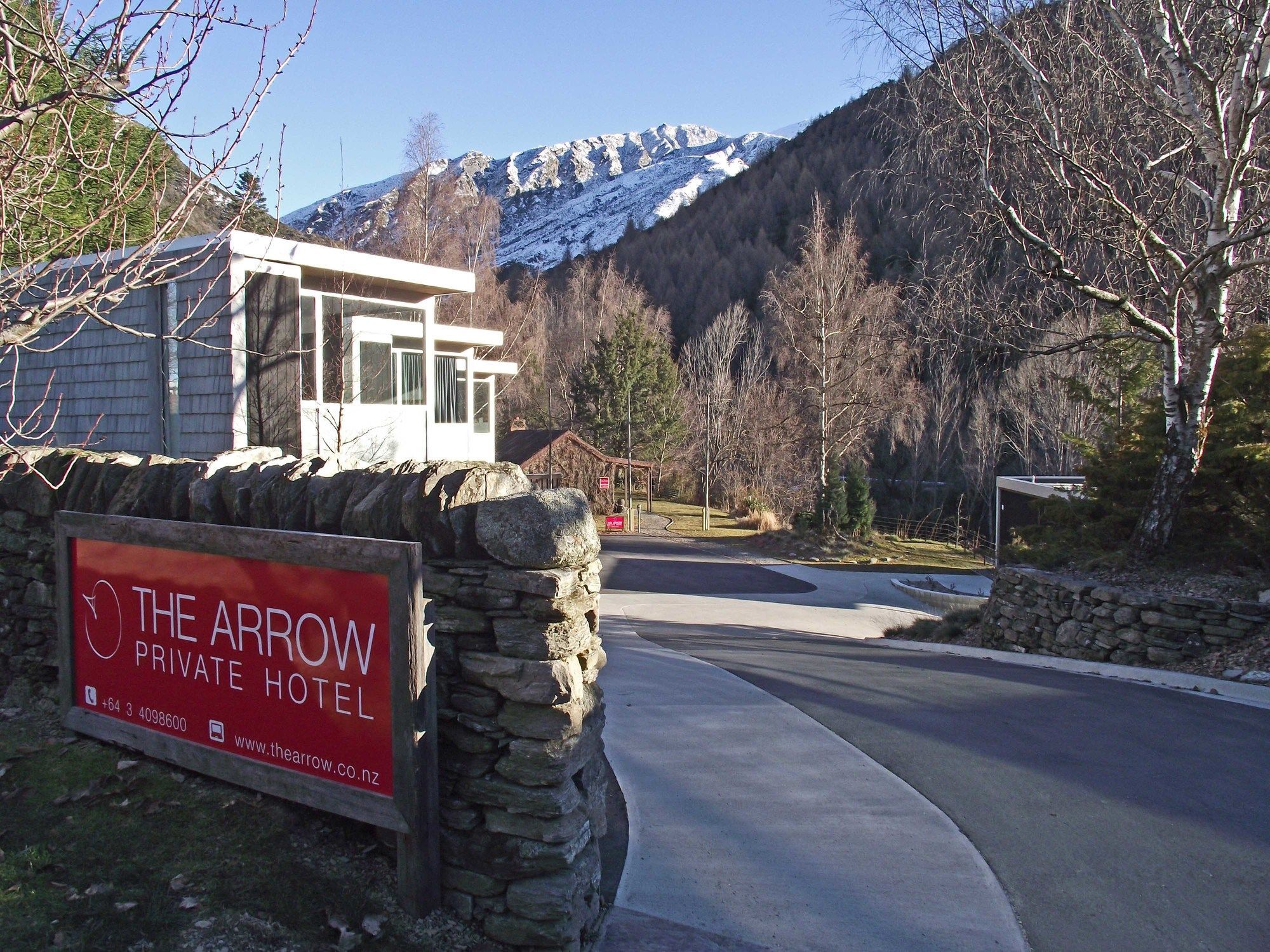 The Arrow Hotel 箭镇 外观 照片